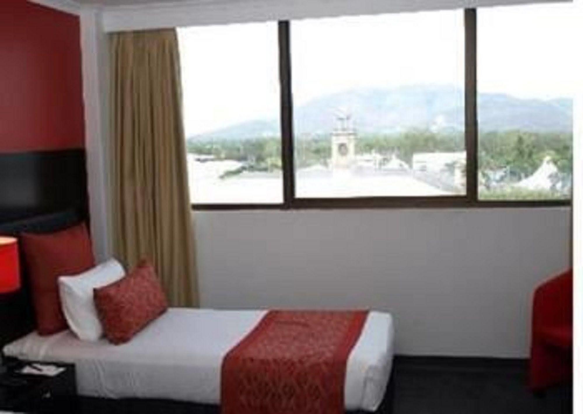 Leichhardt Hotel Rockhampton Extérieur photo